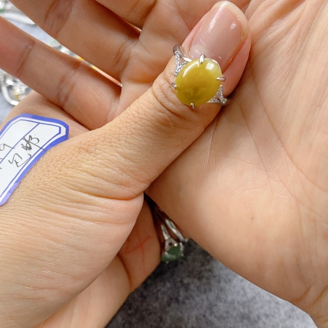 月***纱未镶嵌戒指翡翠缅甸