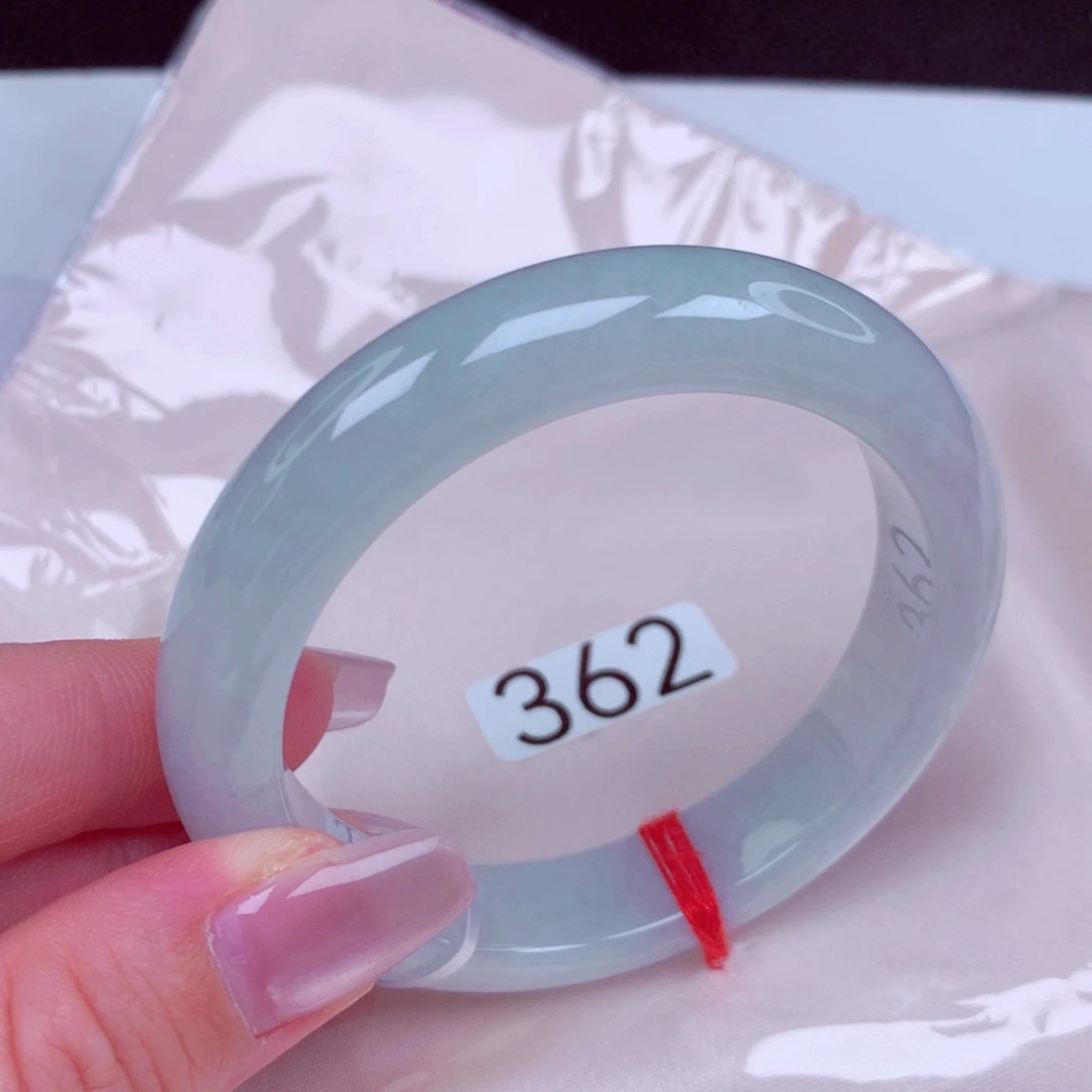 翡翠未镶嵌手镯手镯