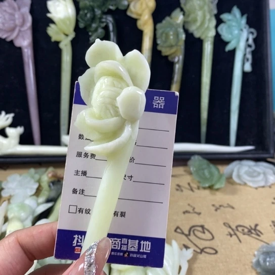 蛇纹石玉未镶嵌岫玉发簪
