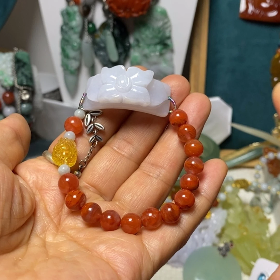 【闪购商品】翡翠吊坠(赠链)未镶嵌