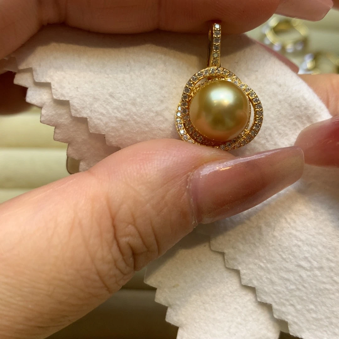 颈饰银S925镶嵌海水珍珠