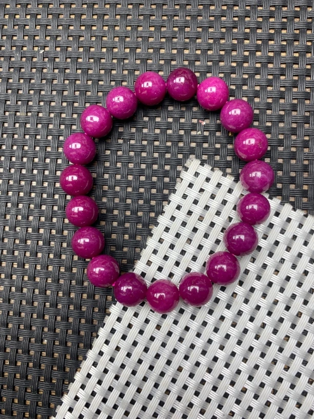 玫红色10mm手串3141