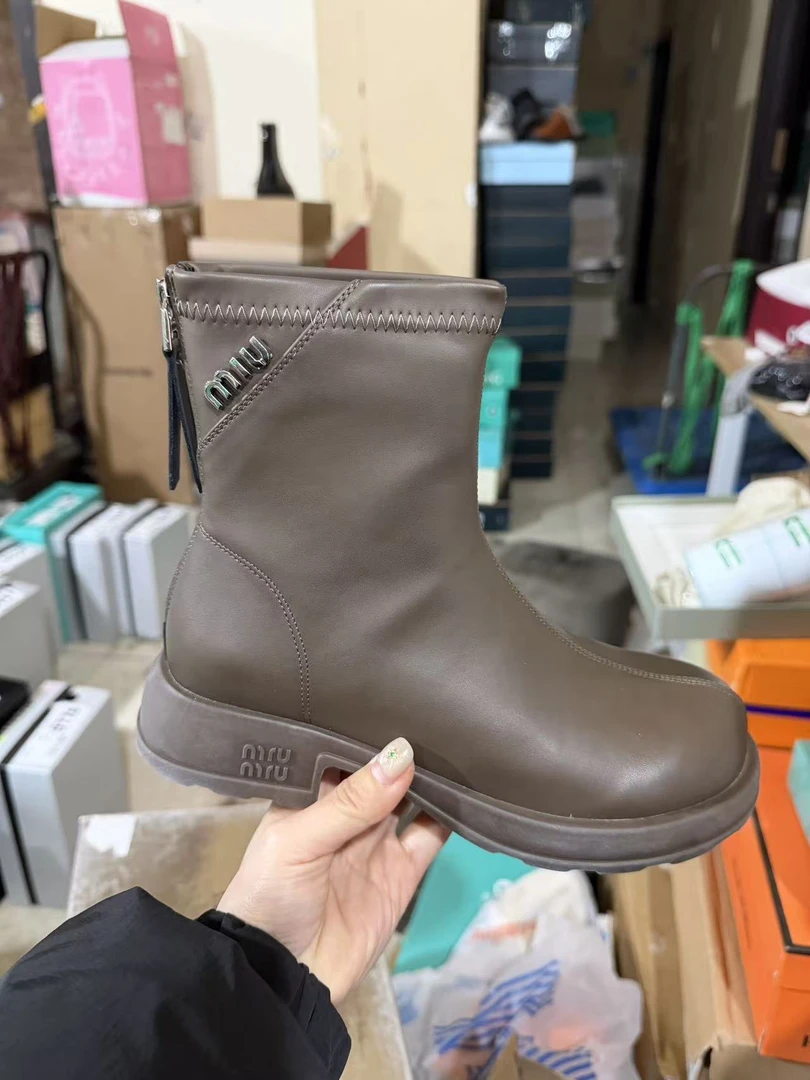 B-103 新款百搭舒适短靴女30H6495-24