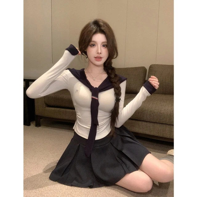 小个子穿搭套装女紧身显瘦短款T恤早春高腰百褶裙两件套