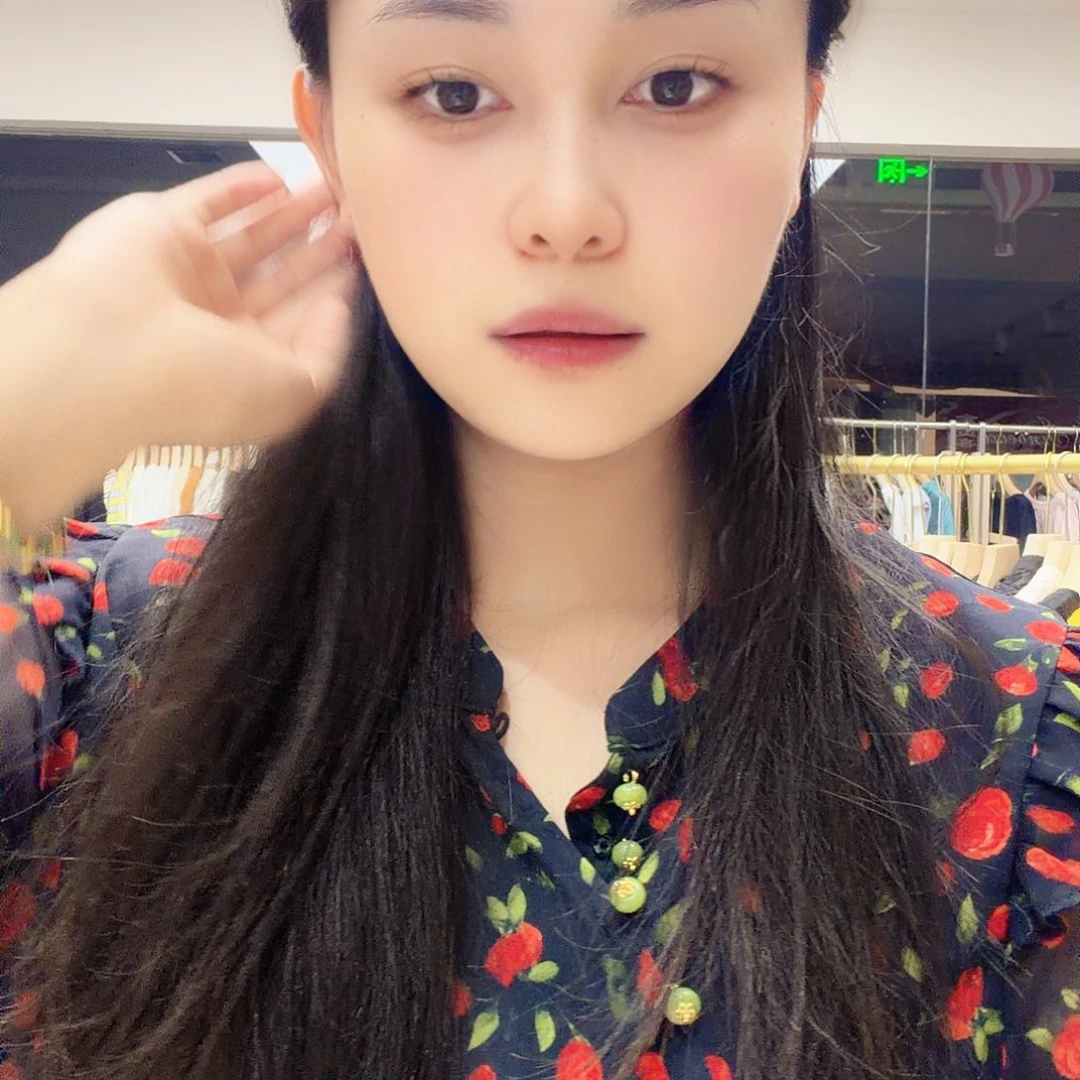 暖***洋哈哈哈哈哈哈哈哈哈