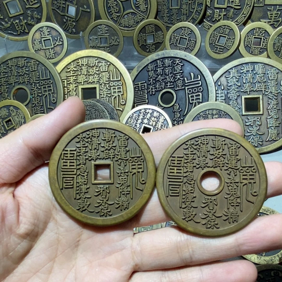 鲁***士铜一物一拍现代工艺品