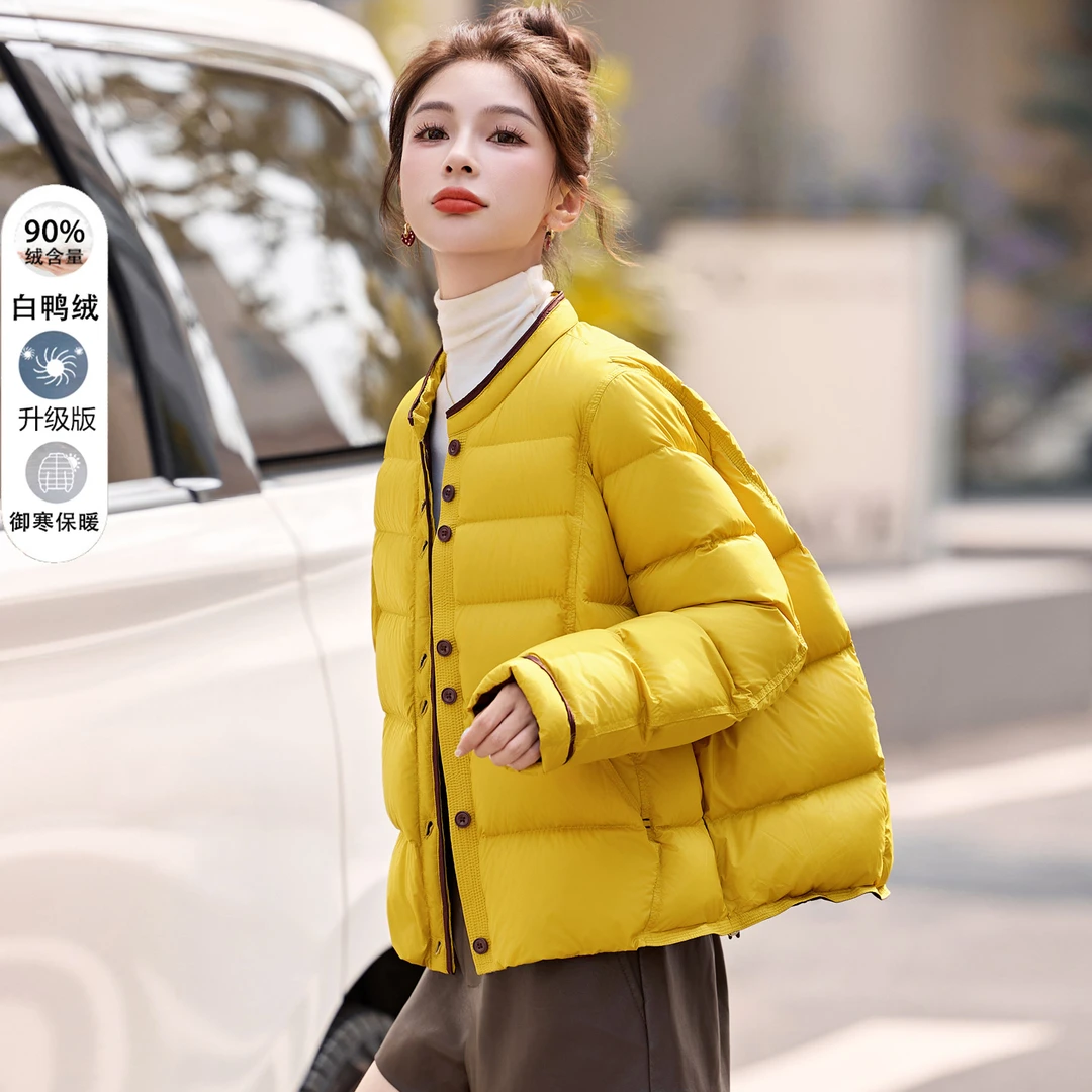 轻薄排骨羽绒服女短款2025冬装新款时尚洋气小个子保暖白鸭绒外套