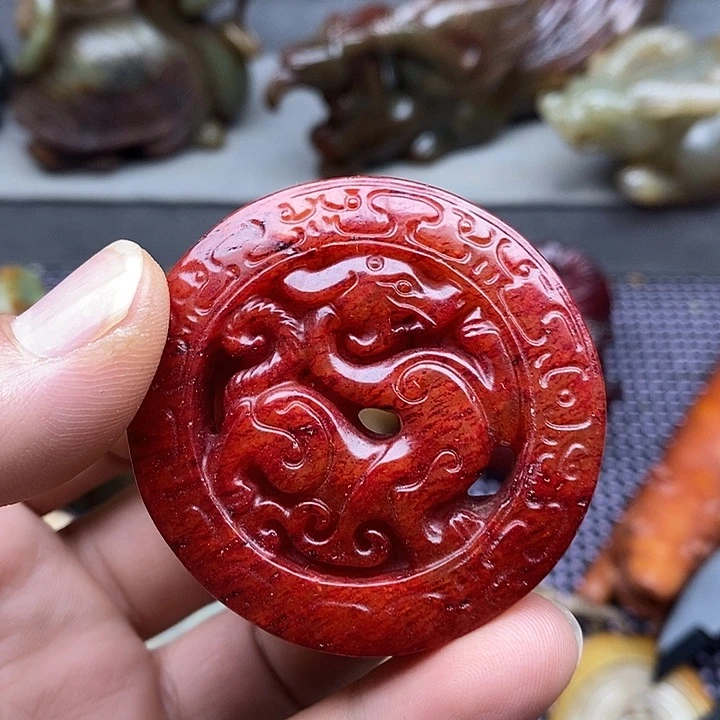 未镶嵌蛇纹石玉颈饰