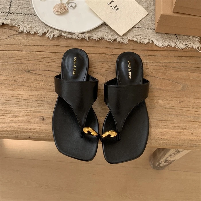 小众高级感金属扣人字拖