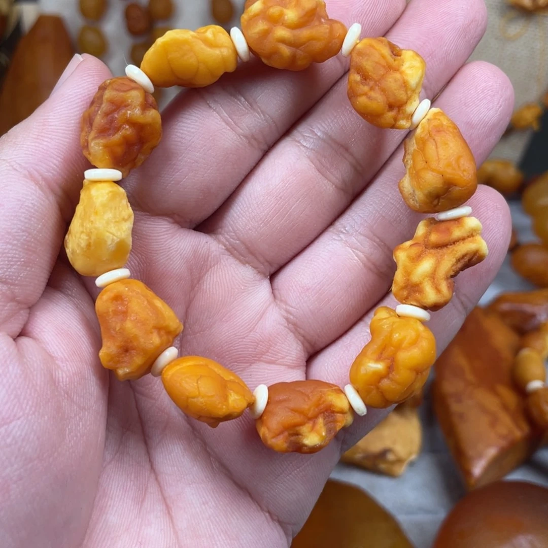 琥珀珠宝奇石未镶嵌蔡*容