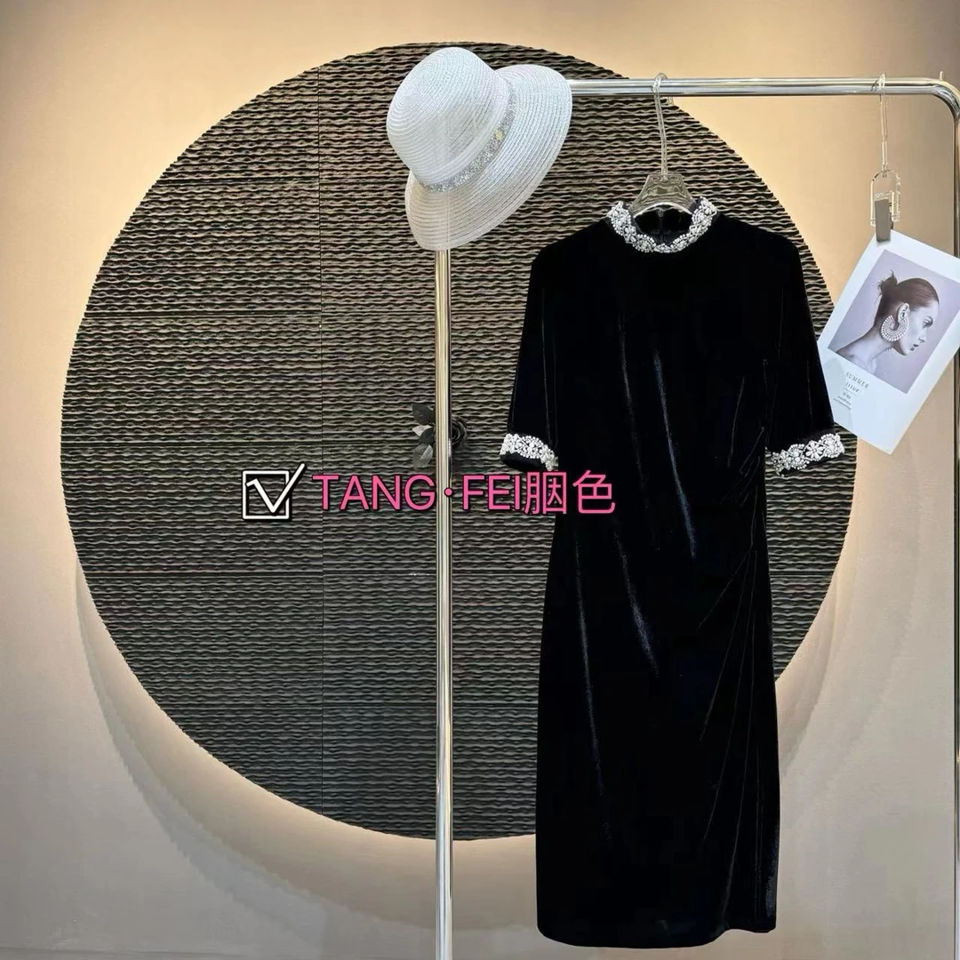 TANG-FEI胭色【居里夫人】手工珍珠丝绒修身包身裙