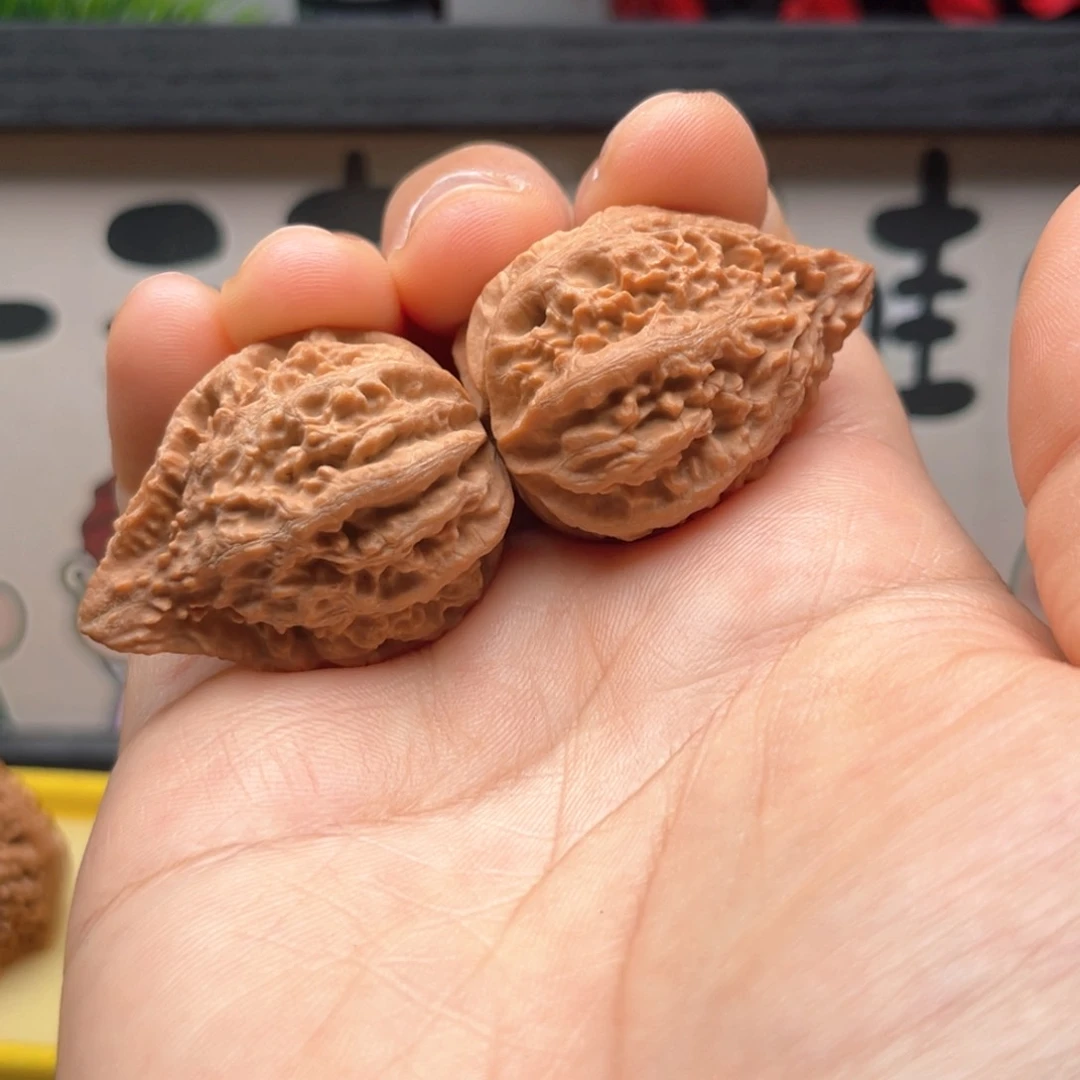 桃核吊坠29秦岭野生蚂蚁塔