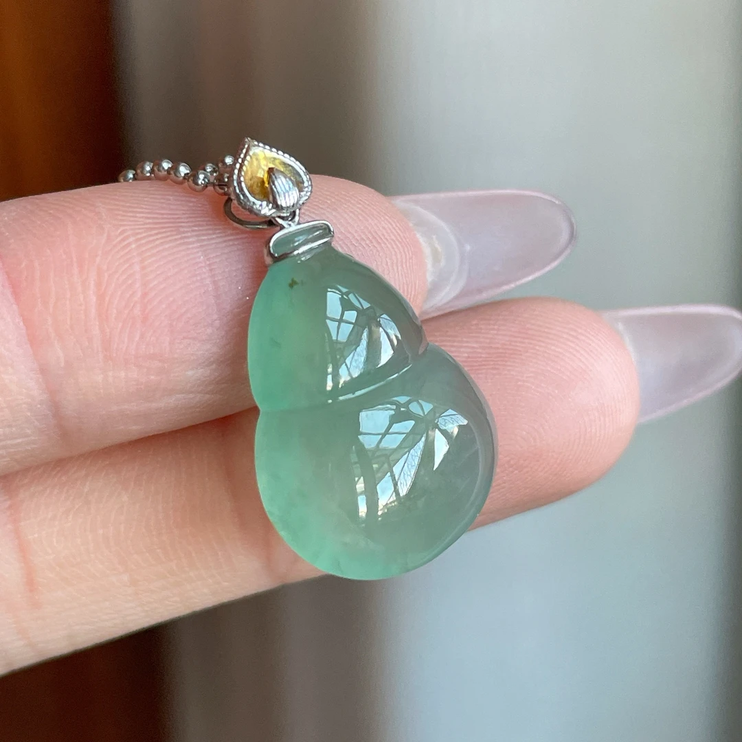 敏格拉芭天然缅甸翡翠吊坠A货冰晴底金镶嵌葫芦气质绿色精美玉坠