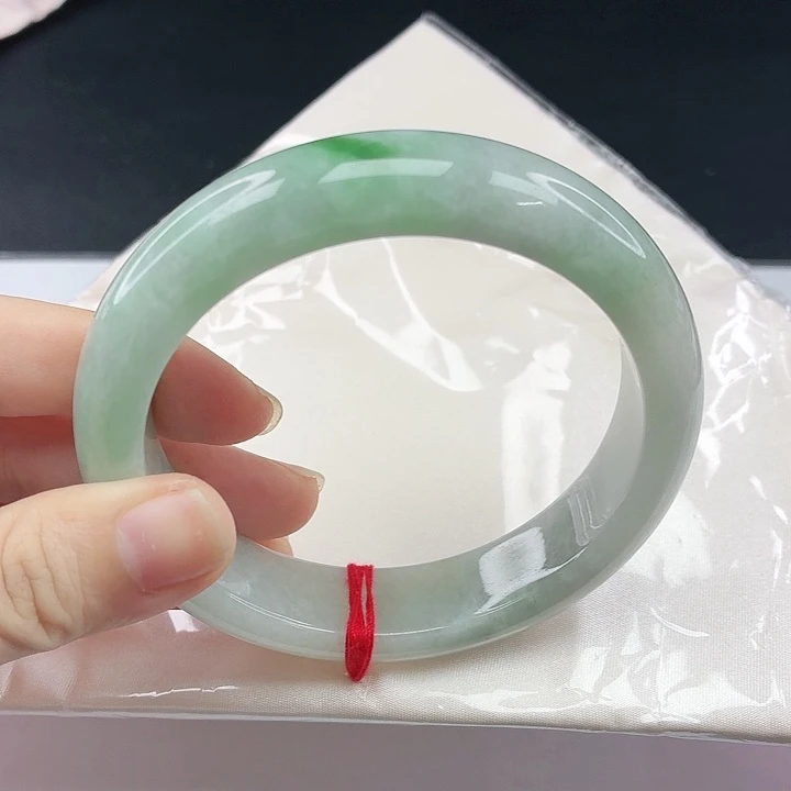 柠***酥未镶嵌手镯翡翠翡翠012