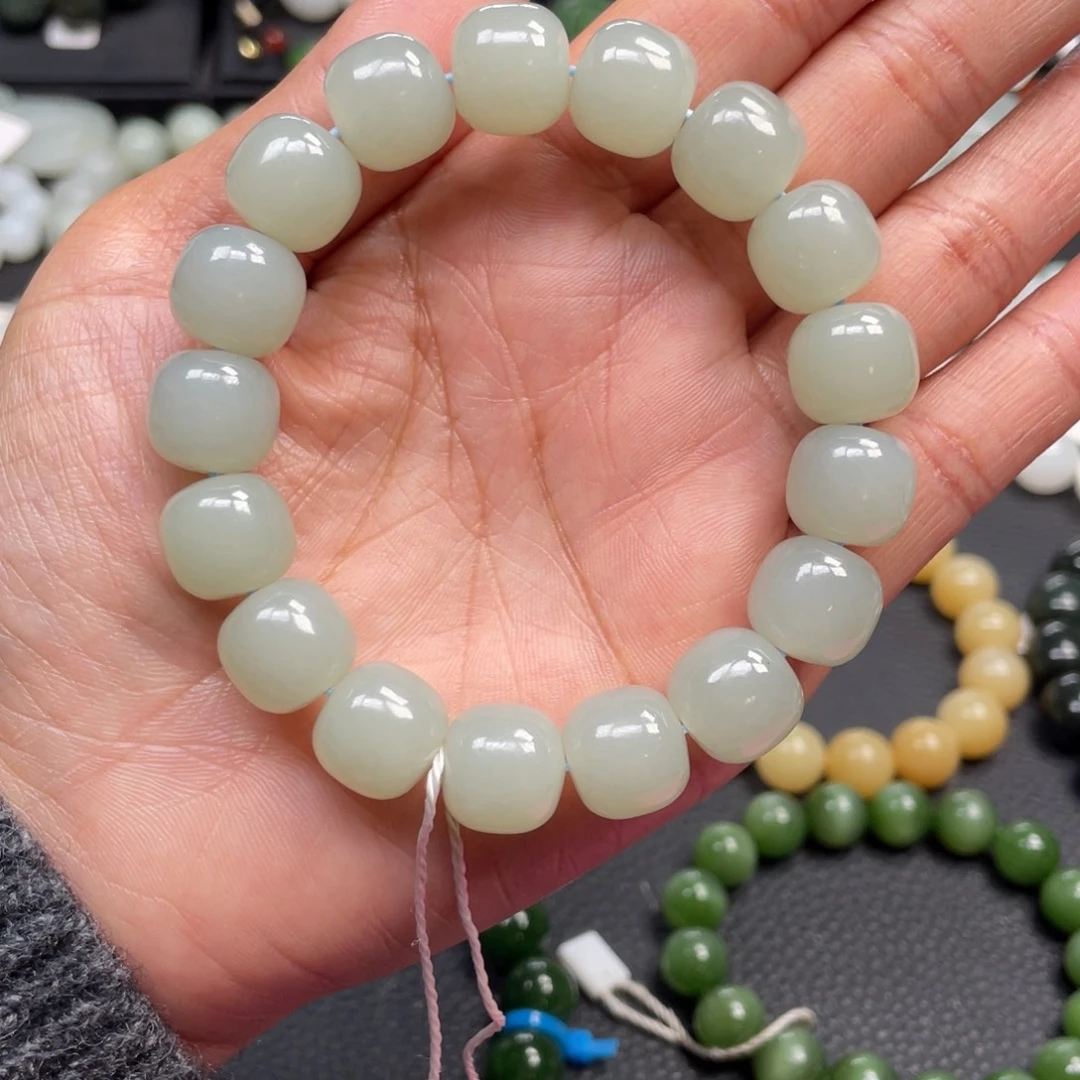 和田玉未镶嵌手链