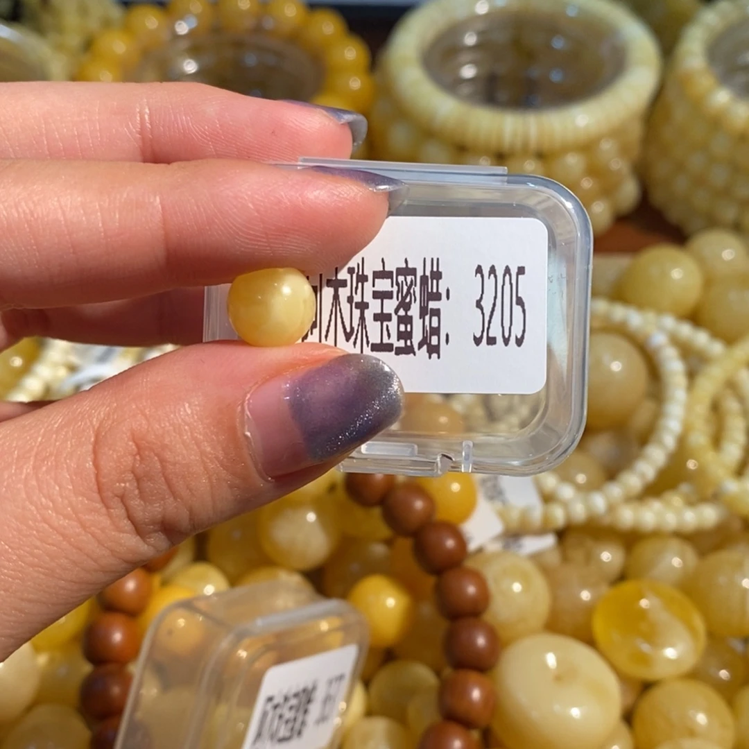 琥珀未镶嵌珠宝奇石3205