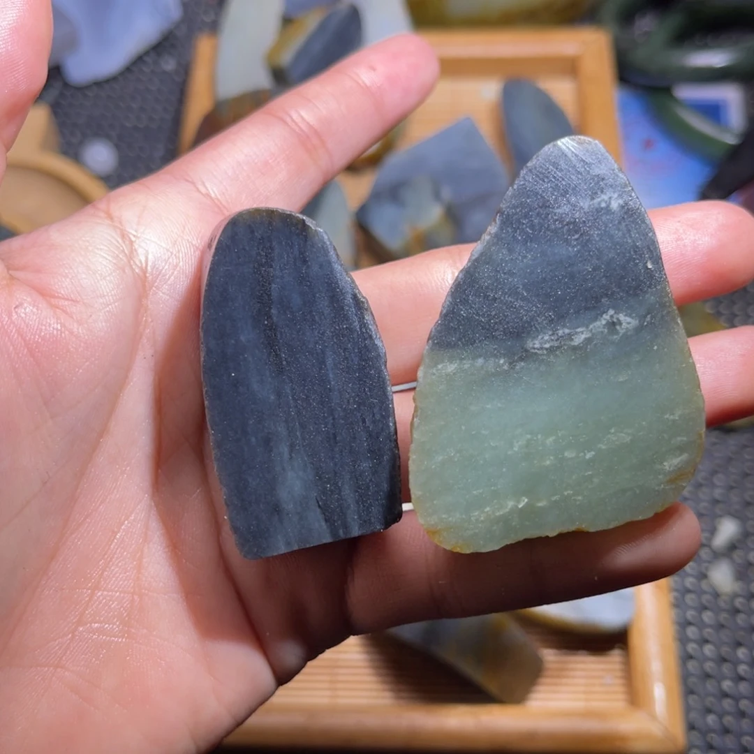 未镶嵌和田玉（糖玉）车挂