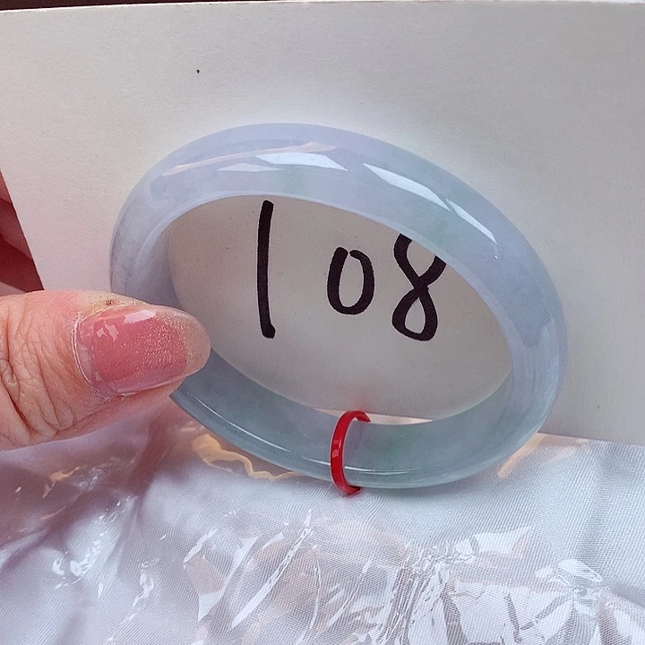 翡翠手镯（贵妃镯）未镶嵌翡翠