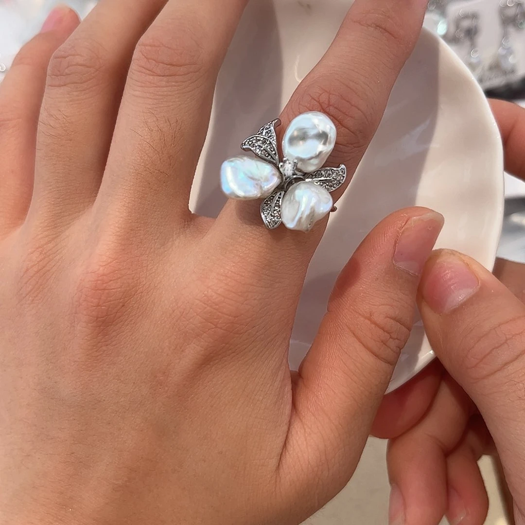 淡水珍珠合金颈饰