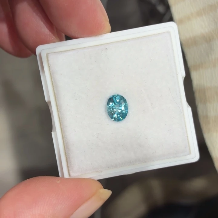 未镶嵌天然锆石裸石裸石1.78克拉