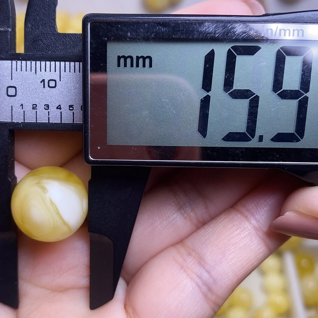 裸石琥珀未镶嵌汤***瑞蜜蜡圆珠