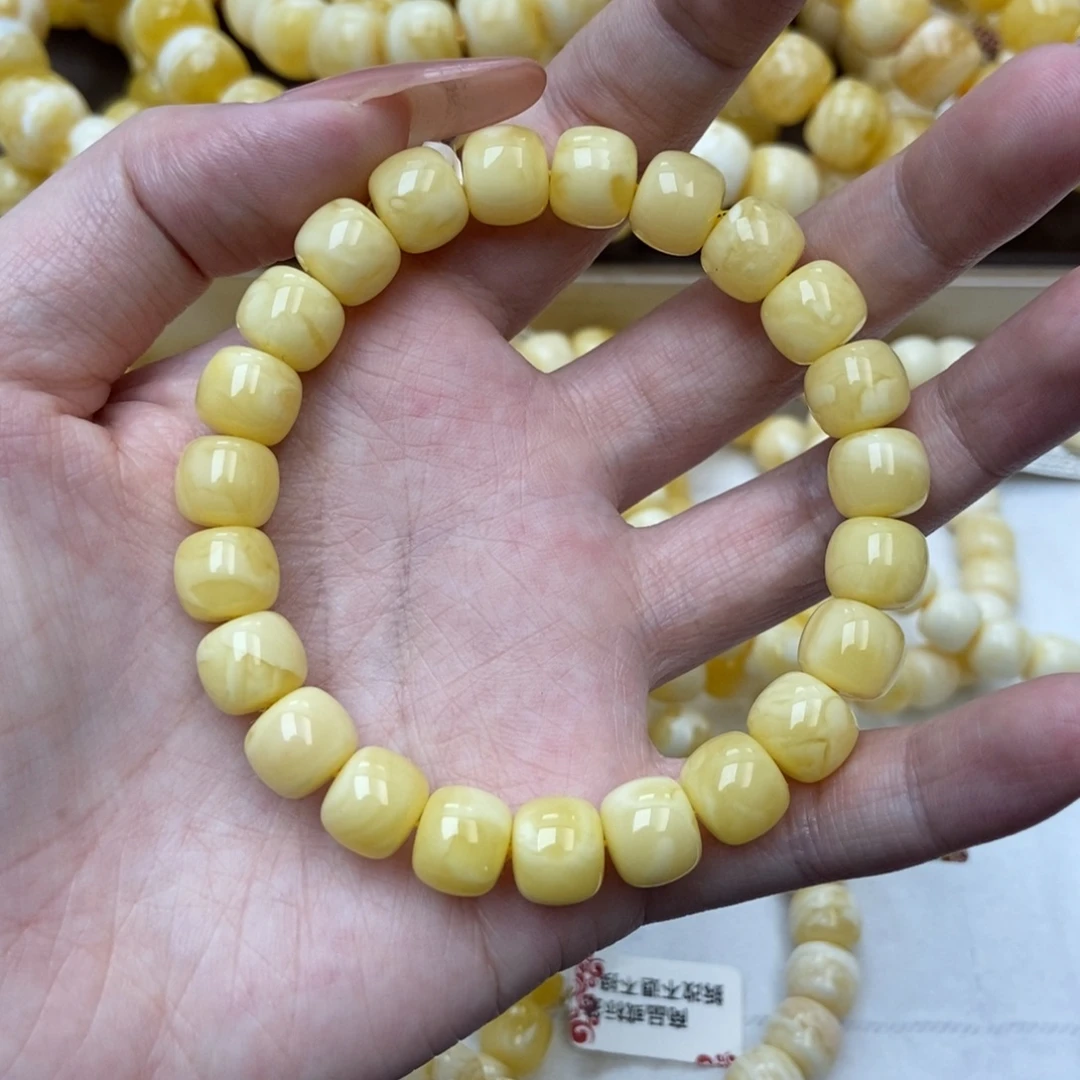 琥珀未镶嵌珠宝奇石10