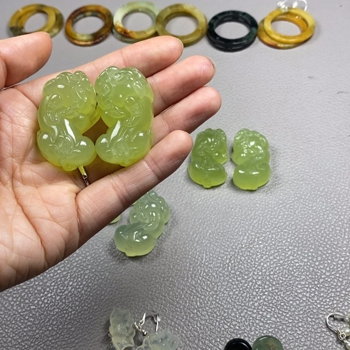 蛇纹石玉未镶嵌挂件耳饰耳环项链