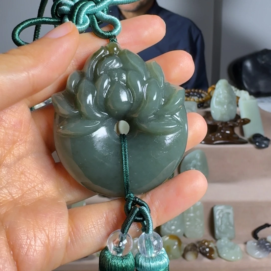 和田玉（糖玉）颈饰未镶嵌