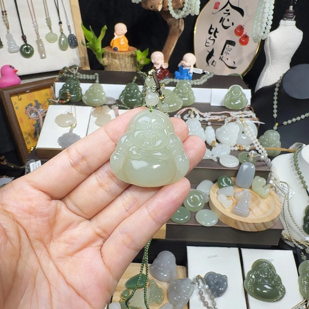 *****颈饰未镶嵌和田玉