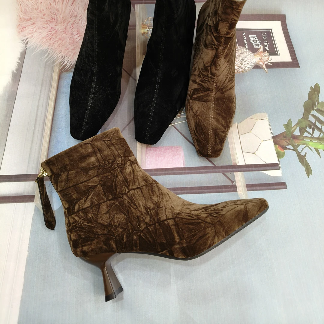 磨砂短靴女新款秋冬细跟尖头高跟瘦瘦靴单里踝靴