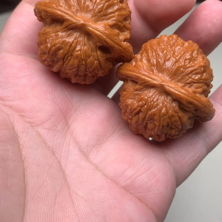 吊坠文玩核桃血麒麟43