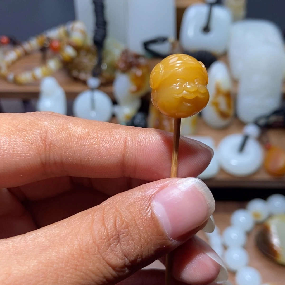 行***忆颈饰未镶嵌和田玉