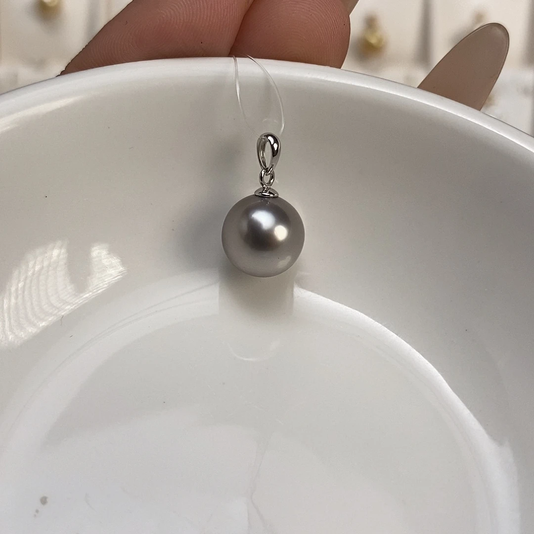 吊坠(不含链)18K金镶嵌海水珍珠大溪地10-11