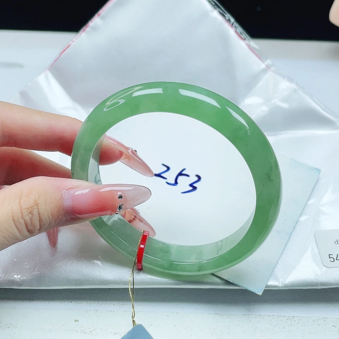 未镶嵌手镯翡翠54