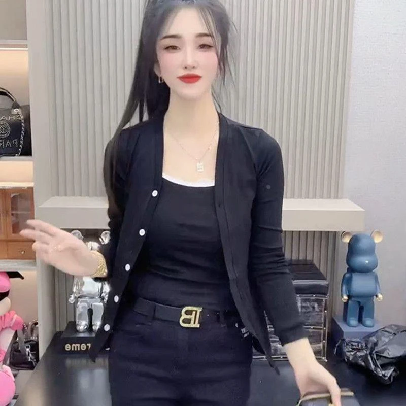 长袖针织开衫短外套女春秋冬季时尚修身背心吊带打底衫外搭两件套