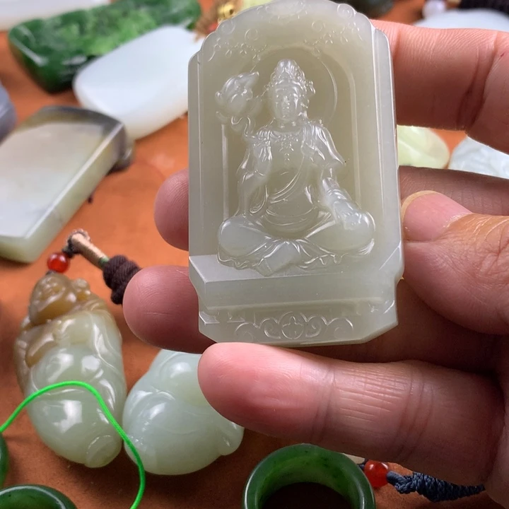 未镶嵌和田玉挂件