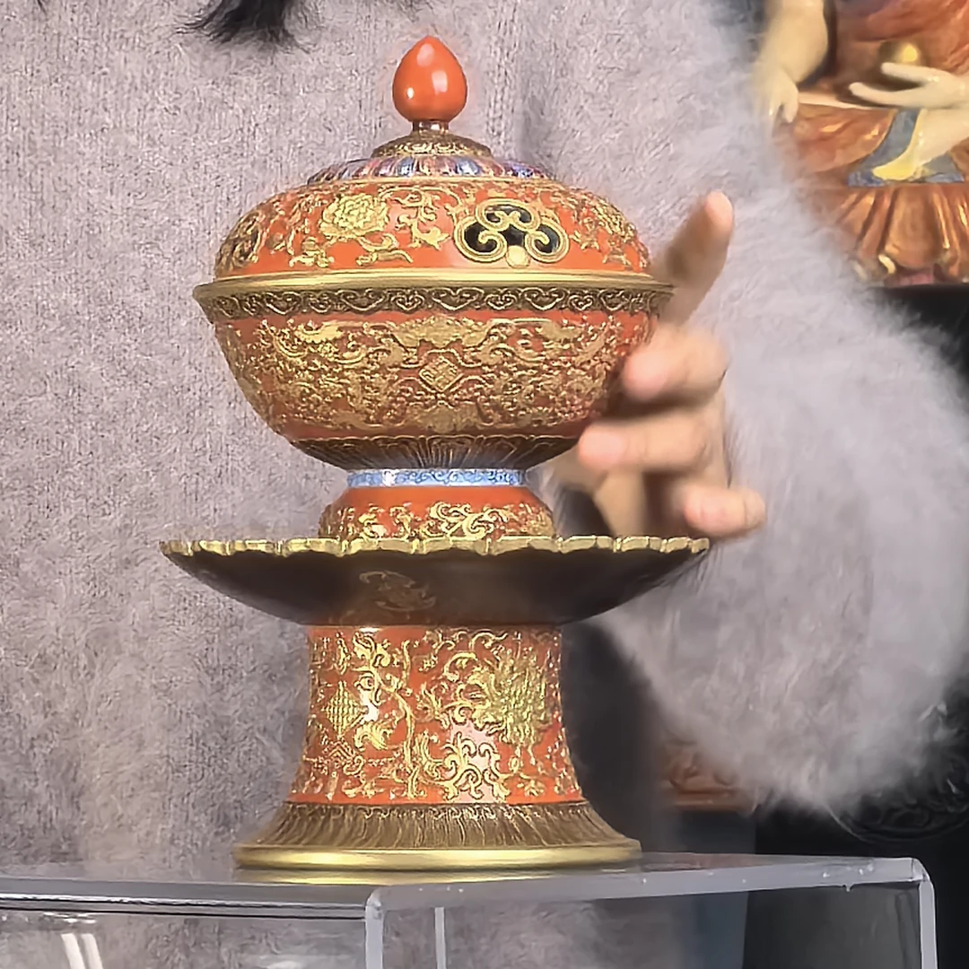 清 珐琅彩珊瑚红描金缠枝花卉高足镂空香炉