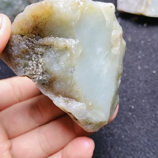 和田玉（糖玉）未镶嵌珠宝半成品