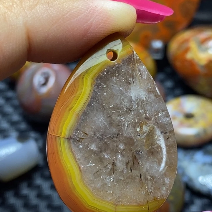 玛瑙/玉髓颈饰未镶嵌