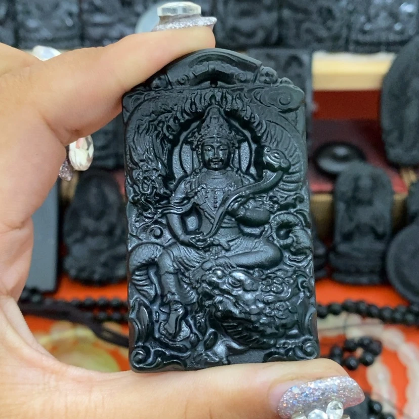 【闪购商品】未镶嵌蛇纹石玉颈饰阿*