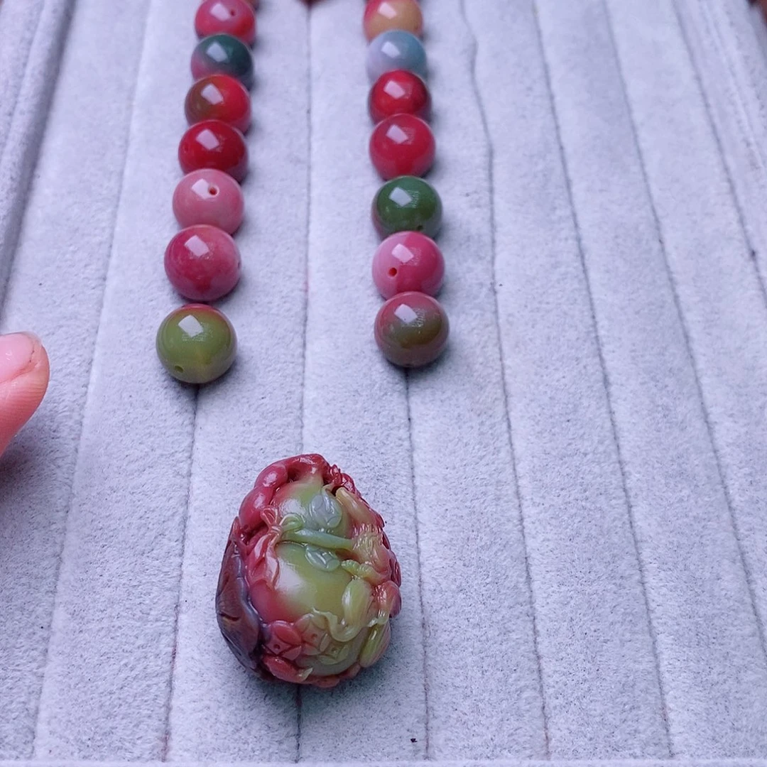 r***a玛瑙/玉髓未镶嵌珠宝奇石盐源玛瑙定制