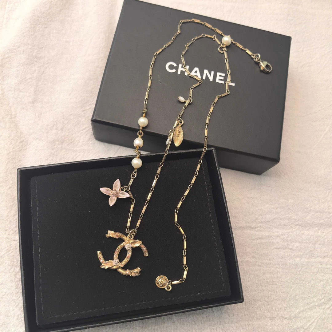 95新 Chanel/香奈儿 泡泡中古Chanel紫色珐琅花花双C锁骨链