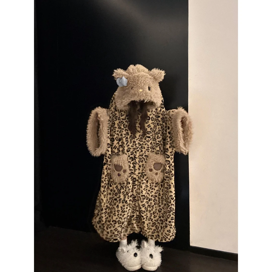 豹纹卡通毛茸茸Kitty猫连帽珊瑚绒睡袍女秋冬加厚睡裙家居服睡衣