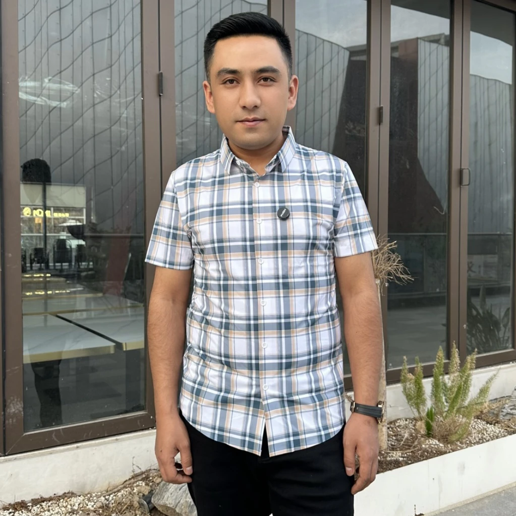 01男士夏季商务休闲短袖免烫格子衬衫