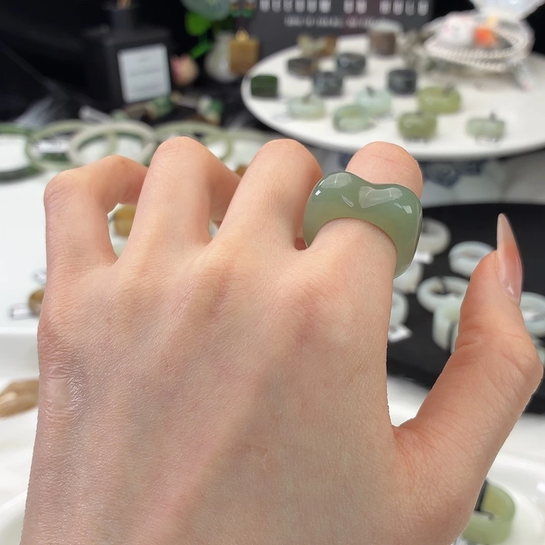 金***金和田玉（糖玉）未镶嵌戒指j40奶蓝猫耳17.7