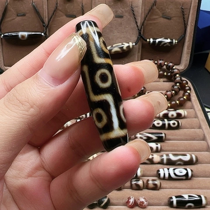 过***恋玛瑙/玉髓颈饰未镶嵌