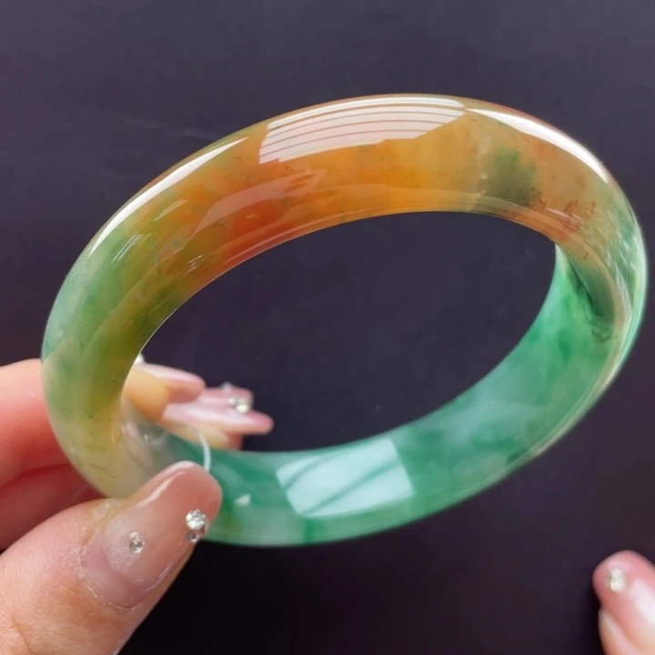 未镶嵌手镯石英质玉