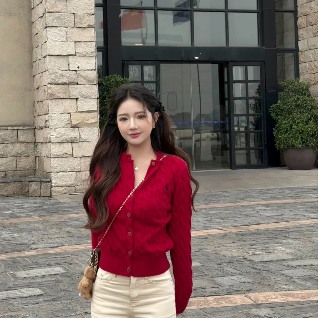 {容姨}九色中麻花刺绣小马纽扣针织开衫