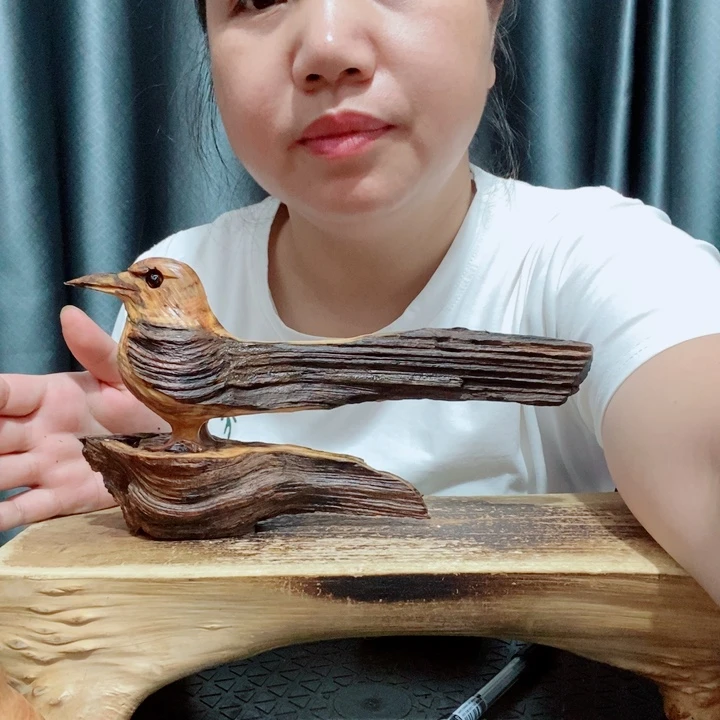 人****美百年树的设计风格