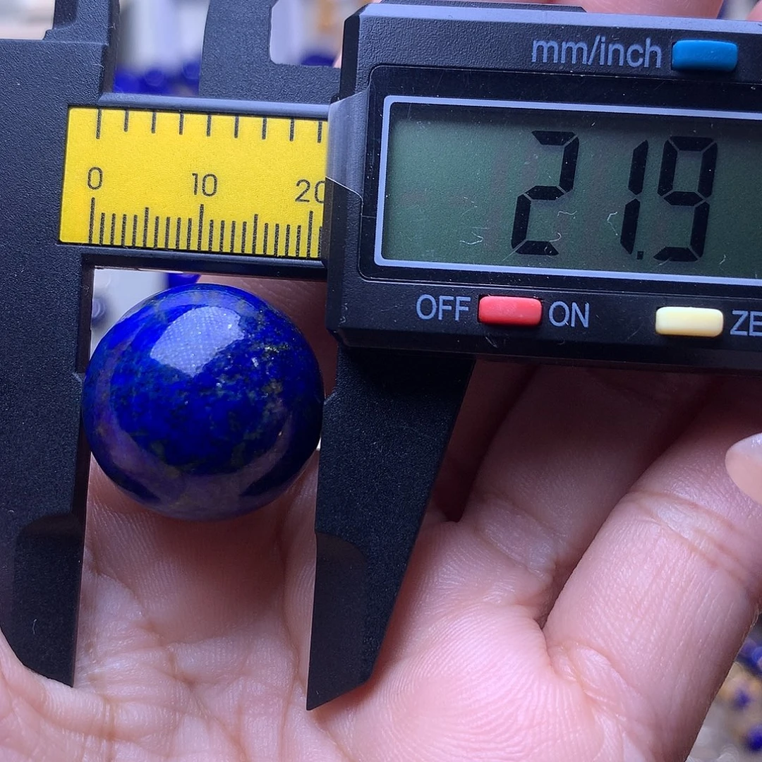 青金石未镶嵌精品